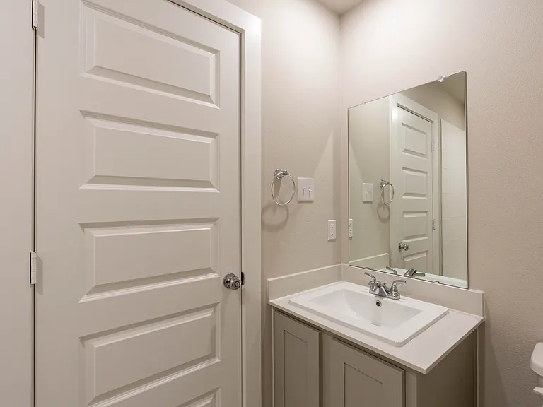 712 Melody Hill Dr — Photo 13