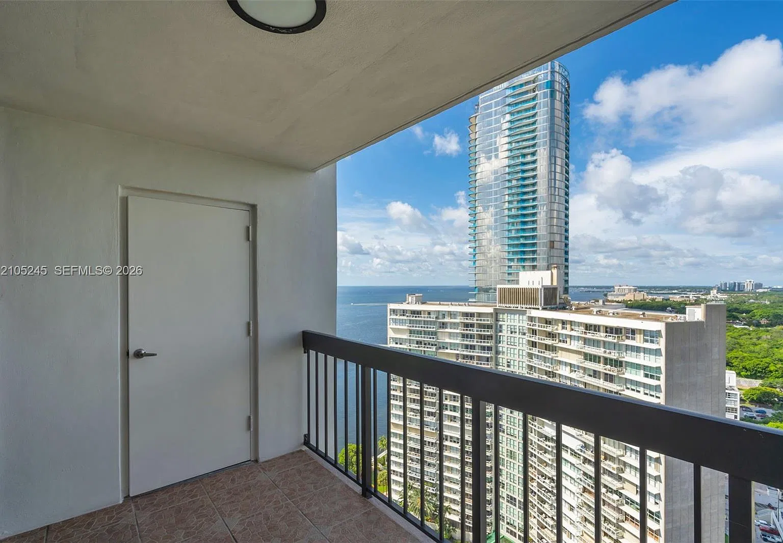 Brickell Bay Club Condo — Photo 2