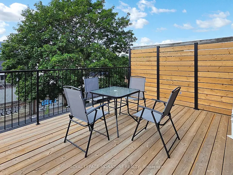 28 Beaconsfield Ave #3 — Photo 13