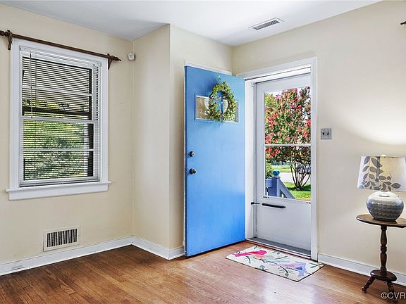5th image of 405 Danray Dr