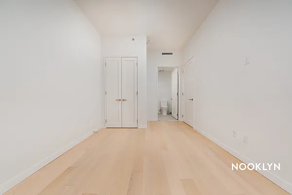 Rented by Nooklyn NYC LLC | media 38