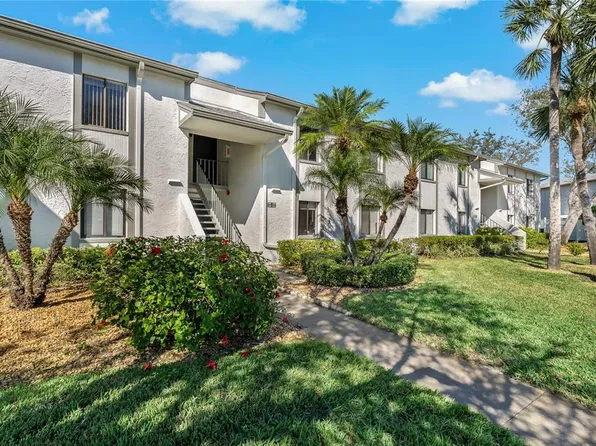 122 E Cypress Ct, Oldsmar, FL