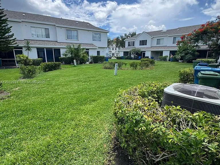 16682 Hemingway Dr — Photo 27
