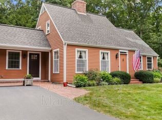 6 Mary Ann Dr, Exeter, RI 02822