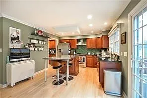 941 Montclair Dr — Photo 8