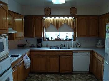 2nd image of 11432 SE Pine Ct