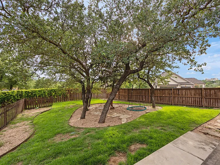 415 Bitterroot Ln — Photo 38