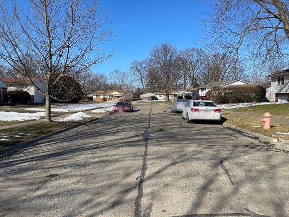 4th image of 6517 Dobson Sq E