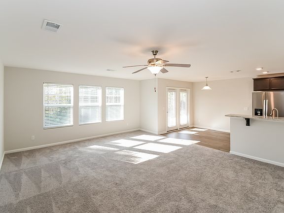 4th image of 1091 Autumns Wood Cir E