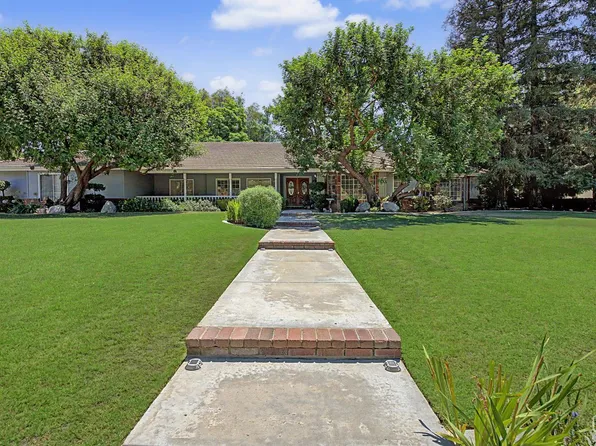 4215 Flintridge Dr, Bakersfield, CA 93306