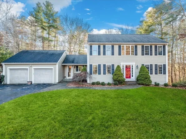 43 Edward Dr, Pembroke, MA 02359