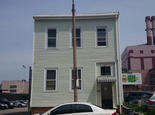 688 E 2nd St, South Boston, MA 02127