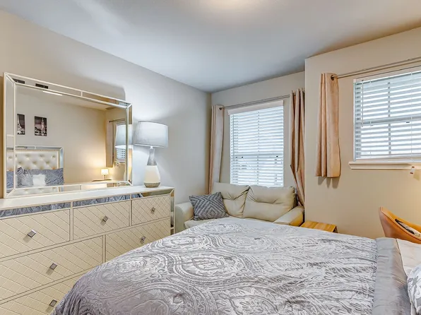 14006 Inland Hill St, Houston, TX 77045