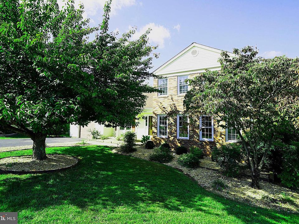 1st image of 15214 Bicentennial Ct