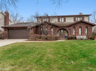 628 Mullady Pkwy, Libertyville, IL