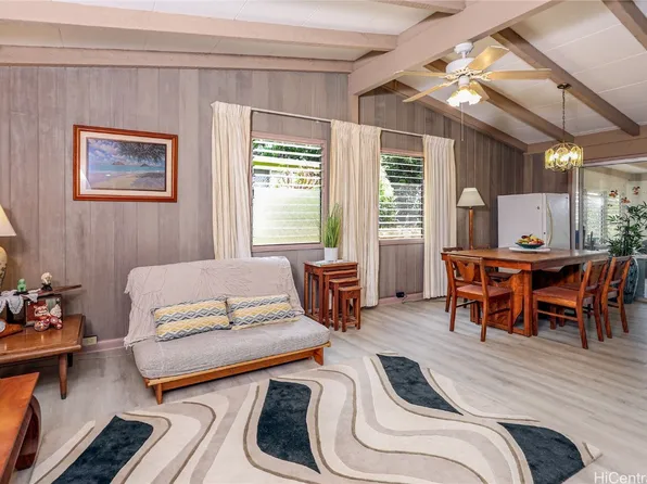 99-571 Halawa Heights Rd, Aiea, HI 96701