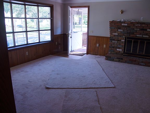 3rd image of 5296 Edenhurst Rd