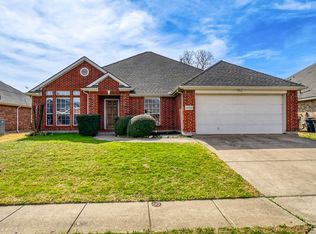 4733 Auburn Ridge Dr, Fort Worth, TX 76123