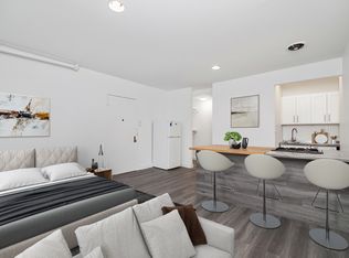 318 W 14th St APT 1A, New York, NY 10014