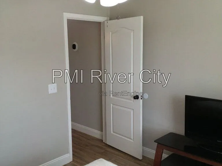 2320 Locustwood Ct — Photo 30