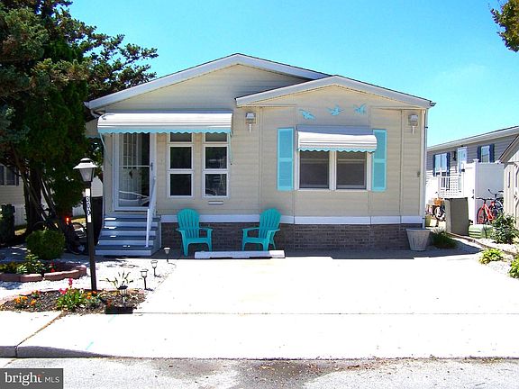 3rd image of 13009 Atlantic Blvd