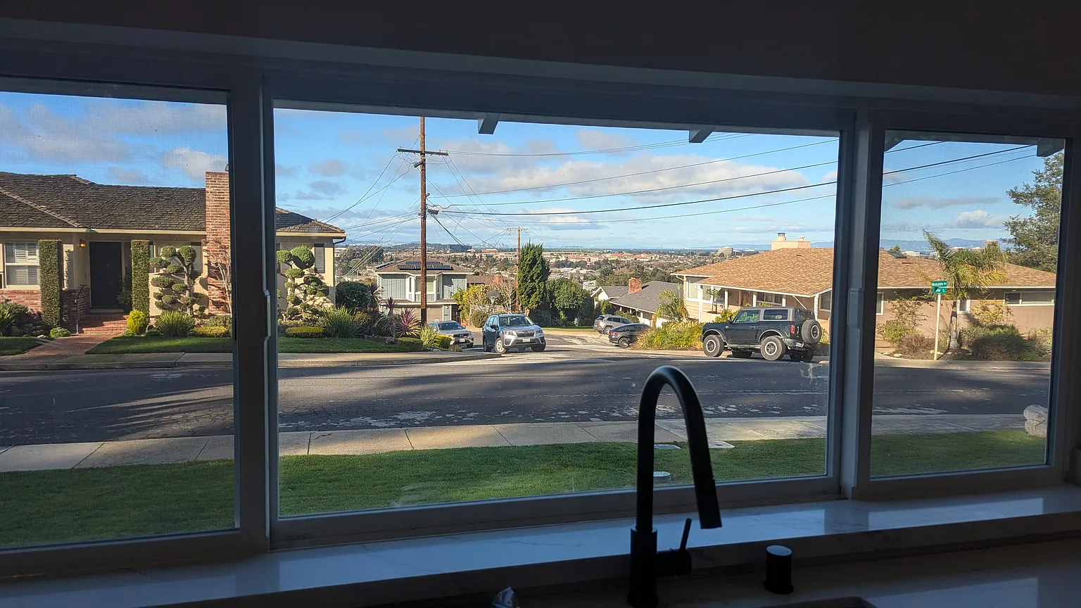 340 Malcolm Ave photo 1