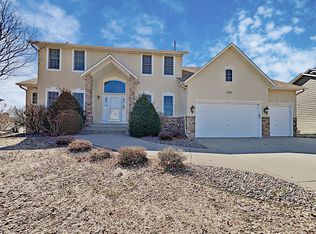 11425 Kenyon Ct NE, Blaine, MN 55449
