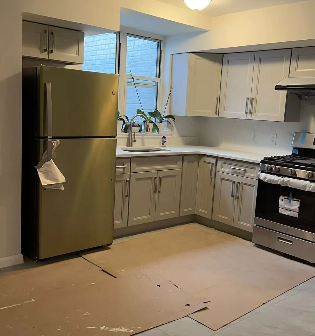 4 bed, 1.5 bath, 1100 sqft, $3,250 — Photo 3