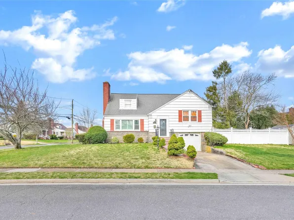 2632 Fox Road, Baldwin, NY 11510