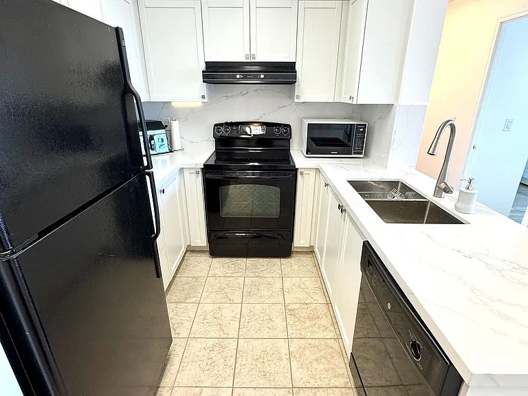 5508 Yonge St #2507 — Photo 17