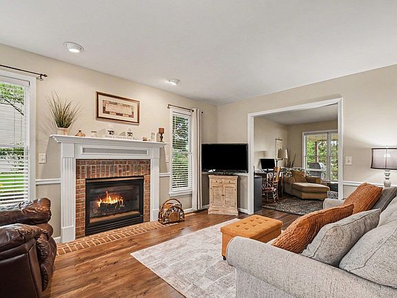 3rd image of 18760 Madison Ct