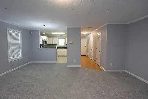 2 bed, 2.5 bath, 1120 sqft, $1,900 — Photo 4