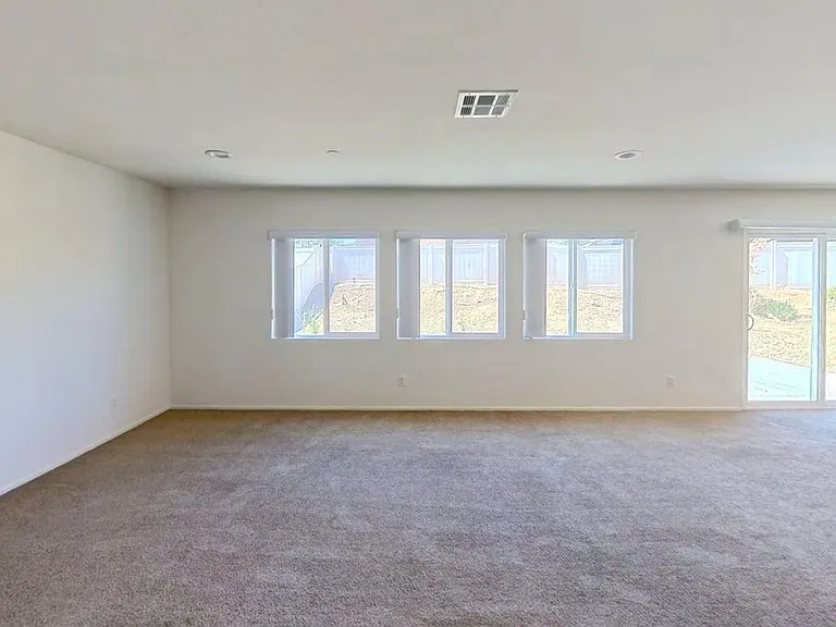 15136 Audrey Dr — Photo 3