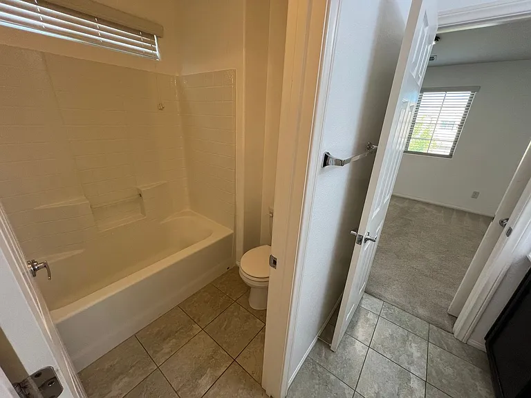 5693 Point Loma Ct — Photo 20