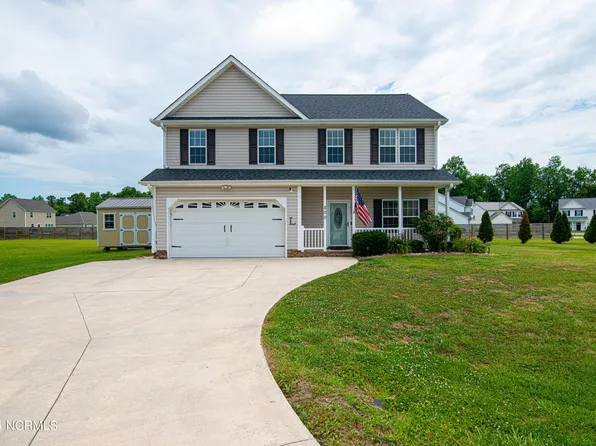 200 Azalea Blossom Court, Maysville, NC 28555