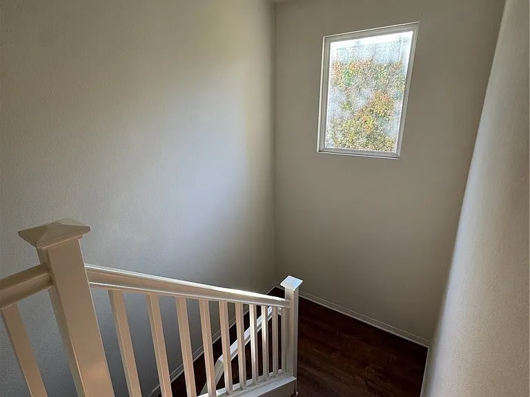 25709 Holiday Cir #A — Photo 3