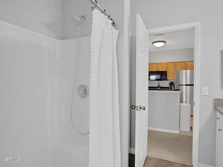 10961 Burnt Mill Rd #425 — Photo 14
