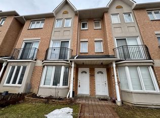 19 Rosebank Dr #2105, Toronto, ON M1B 5Z2