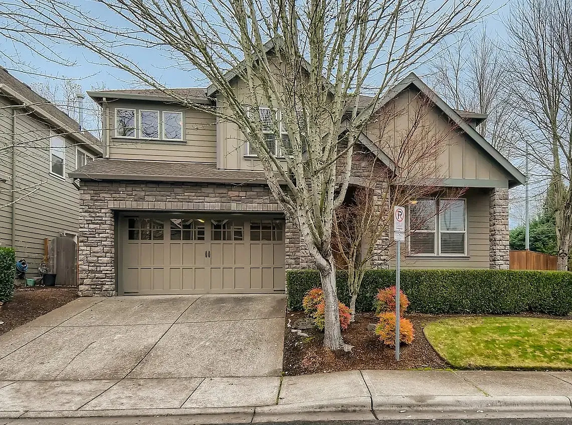 4 bed, 2.5 bath, 2934 sqft, $3,499 — Photo 3