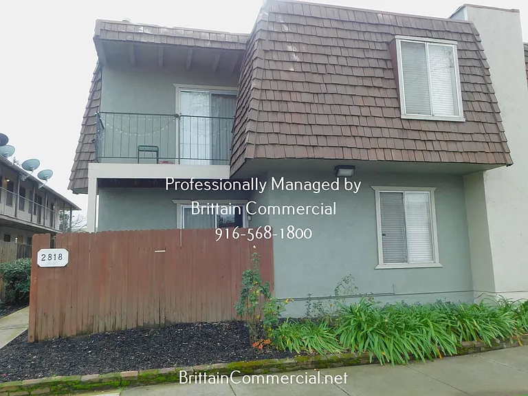 2818 O St #15 — Photo 17