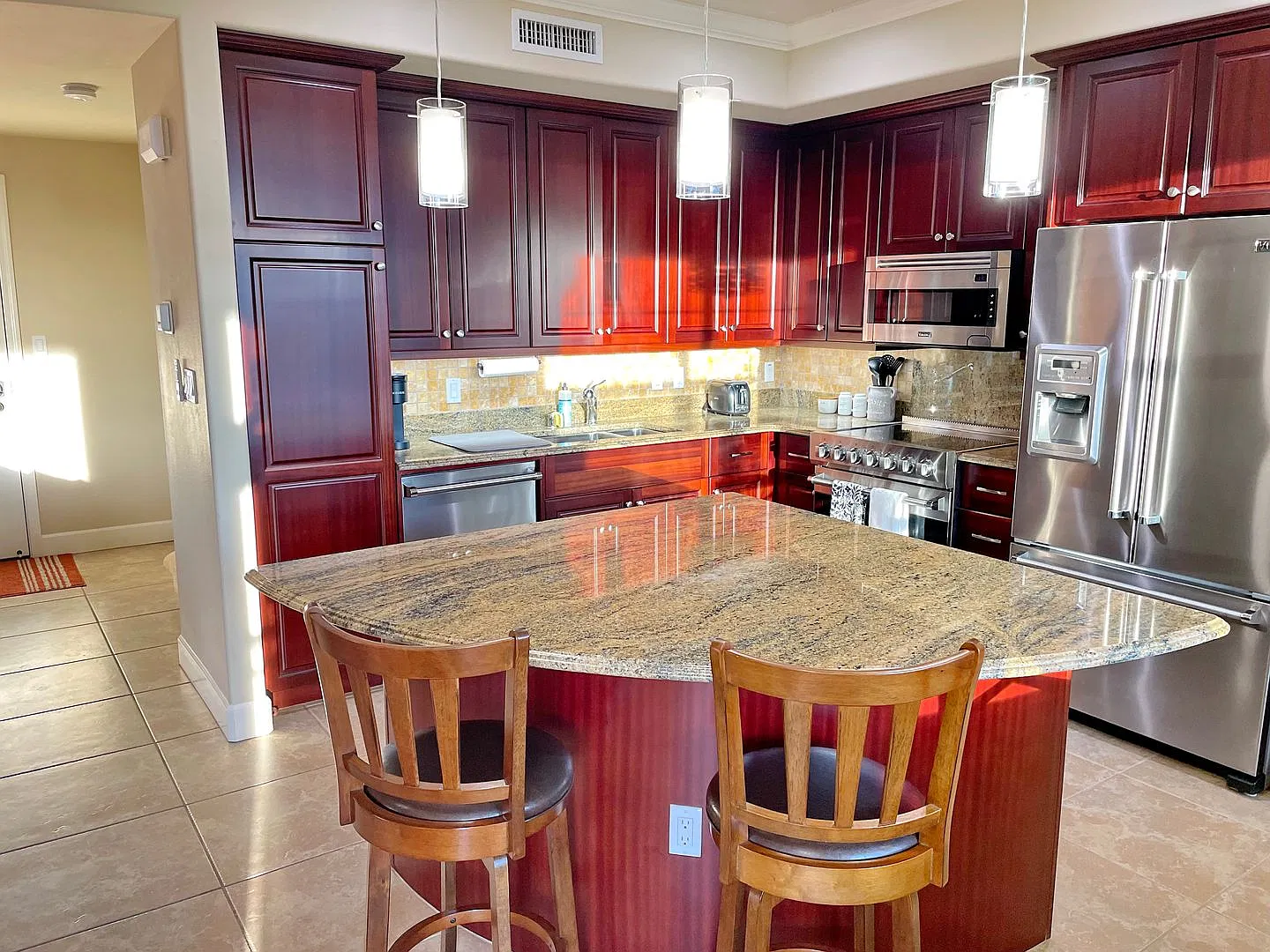Luxury Townhome Living at The Villas at Kehalani Wailuku's Premier Gated Community — Photo 2