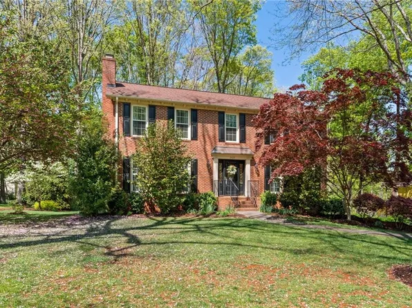 2425 Limner Ln, Winston Salem, NC 27106