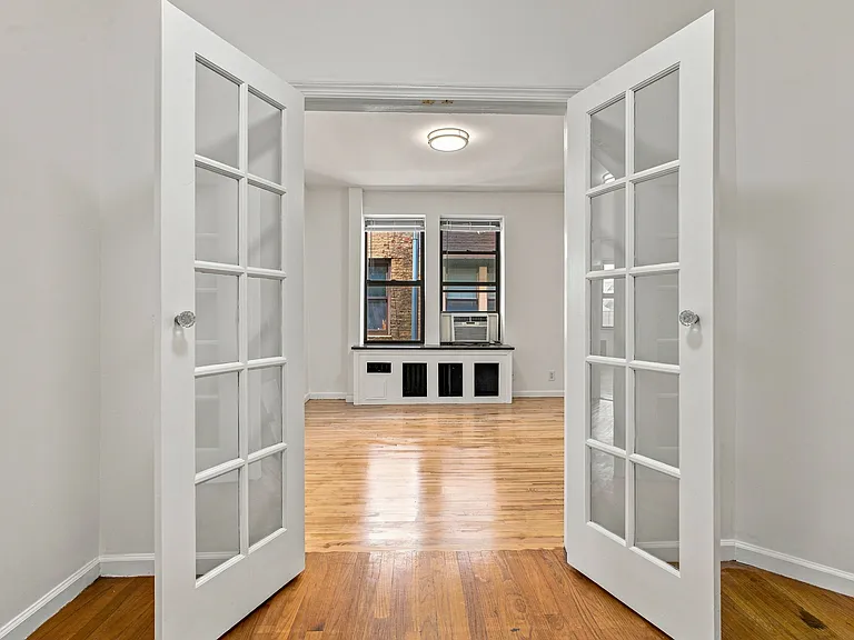 1494 Ocean Ave #3E — Photo 5