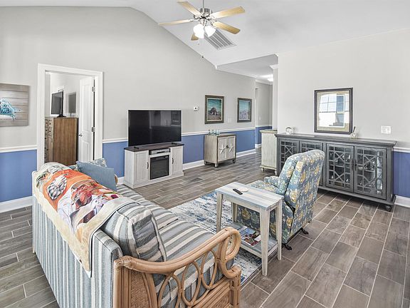 2nd image of 600 Lorenzo Dr.