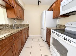 230 NW 107th Ave APT 210, Miami, FL 33172