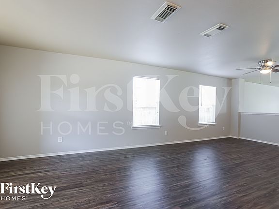 4th image of 7934 Tawny Bluff Ct