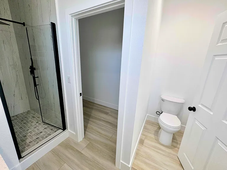 Walk-in closet