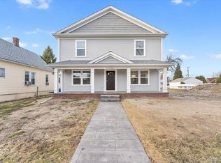1132 Superior Blvd, Wyandotte, MI 48192