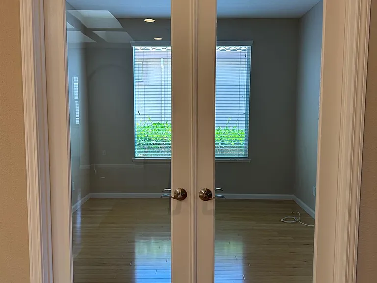 505 Marianna Pl — Photo 24