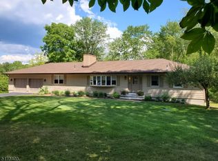 944 Mount Holly Rd, Newton, NJ 07860